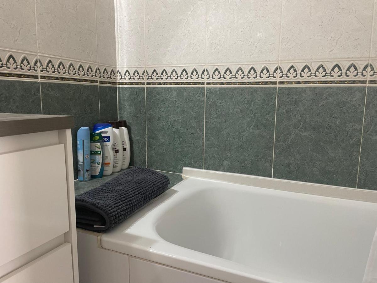 Apartamento 3 Habitaciones Con Piscina Y Vistas Al Mar Benicàssim Esterno foto