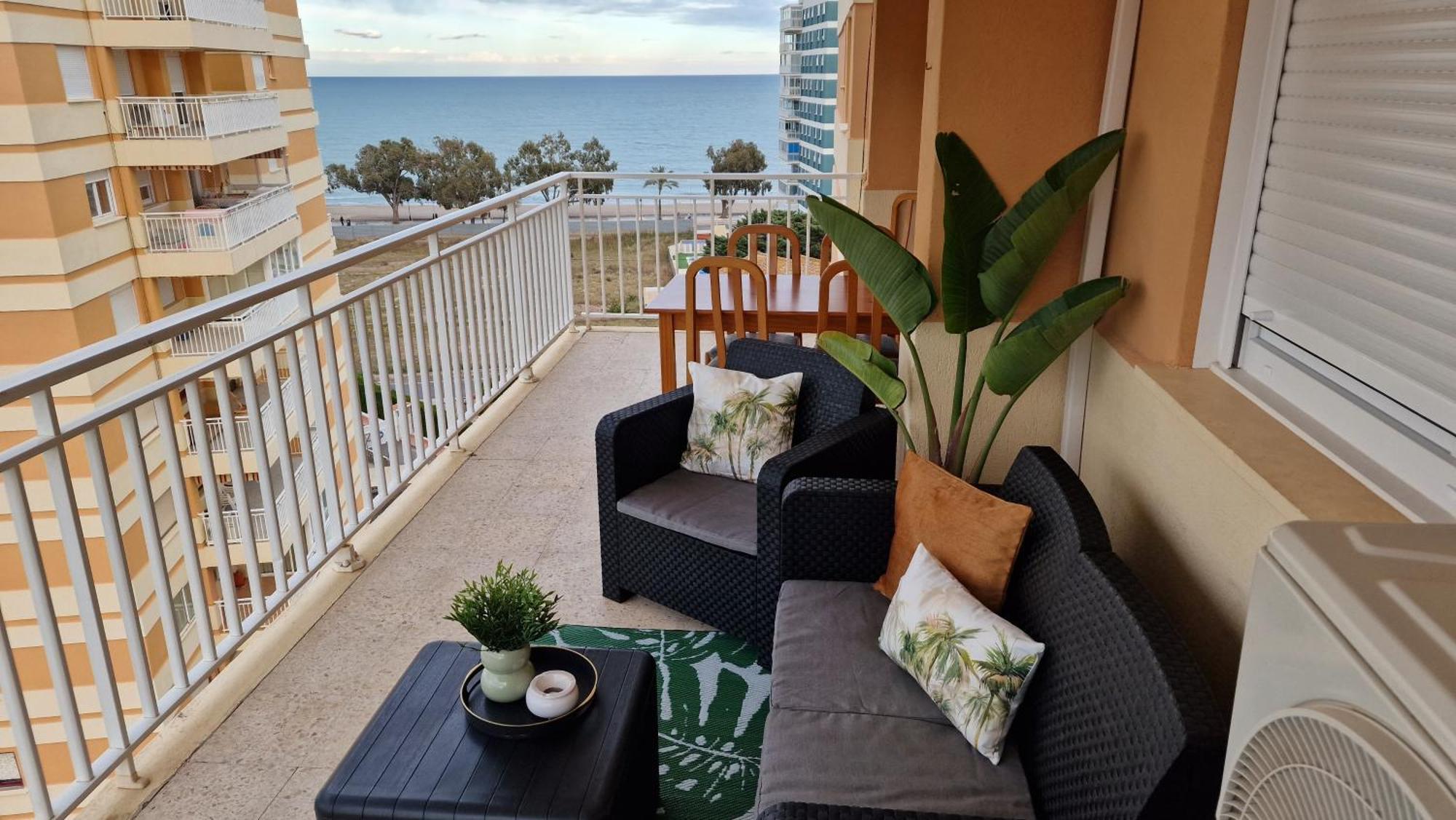 Apartamento 3 Habitaciones Con Piscina Y Vistas Al Mar Benicàssim Esterno foto